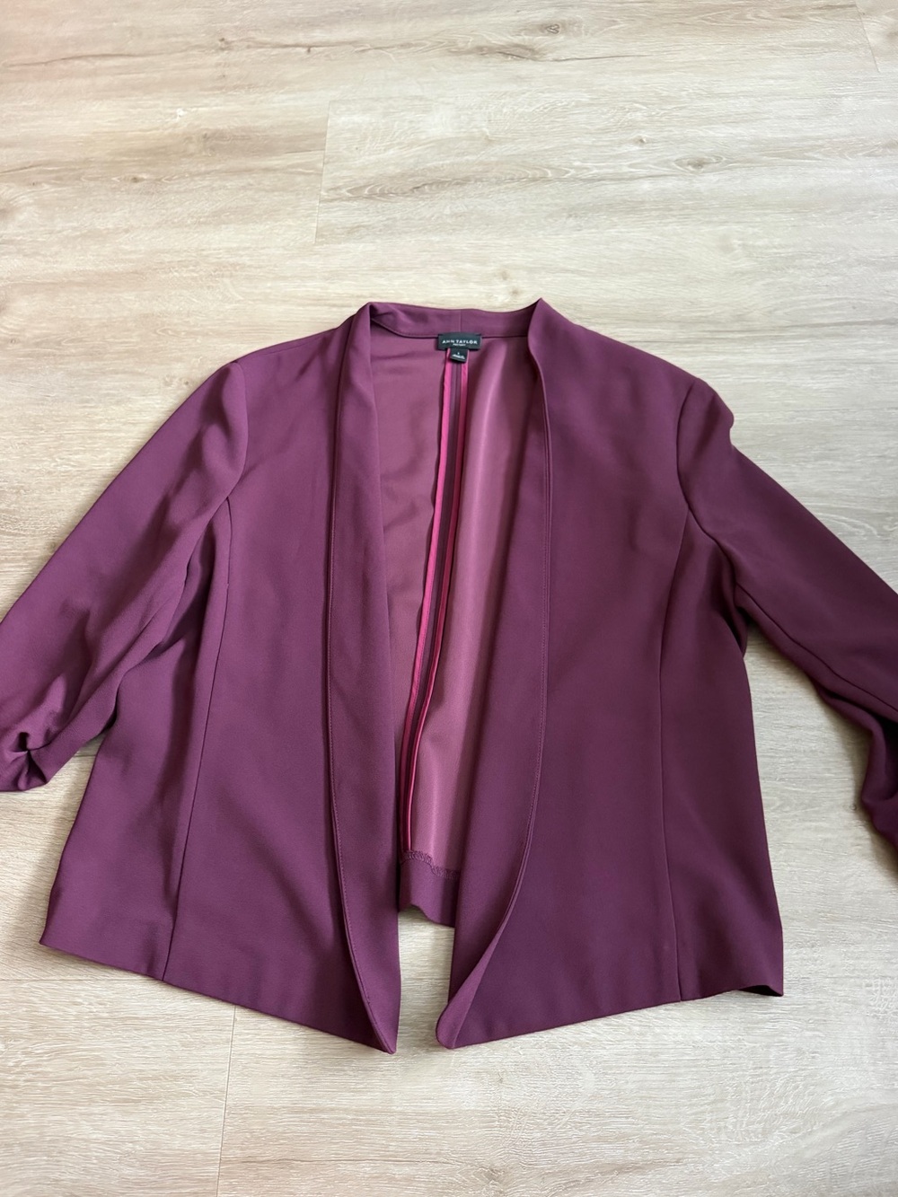 Ann Taylor Relaxed Fit Plum Open Blazer SZ L